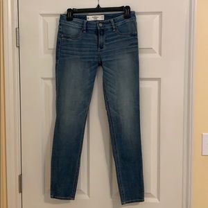 Abercrombie & Fitch Medium wash jegging